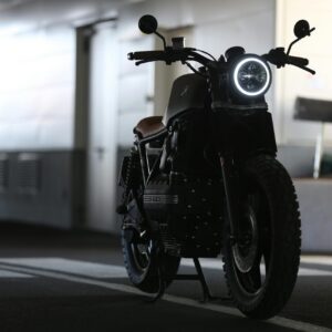 Jawa 700 - black cow